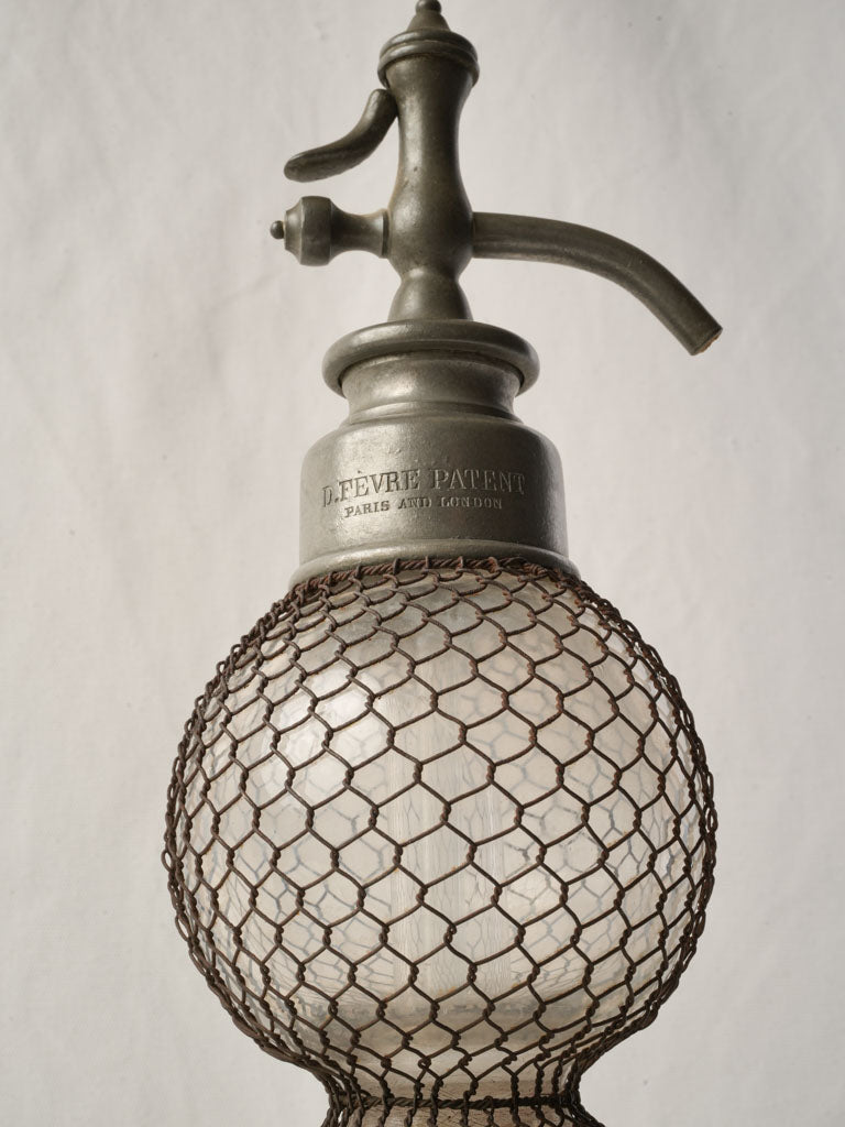 Belle Époque inspired drinking siphon