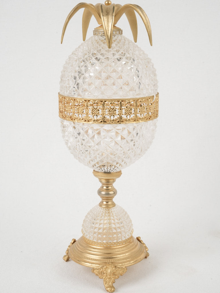 Faceted crystal decorative pineapple jar