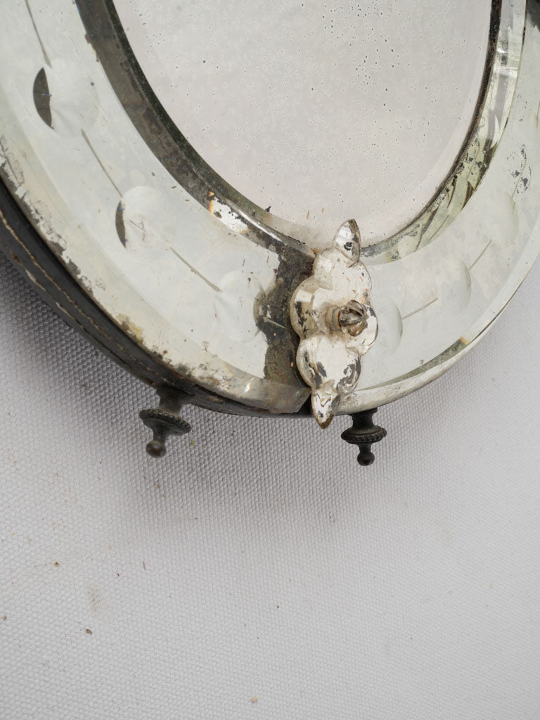 Patina-rich elegant mirror