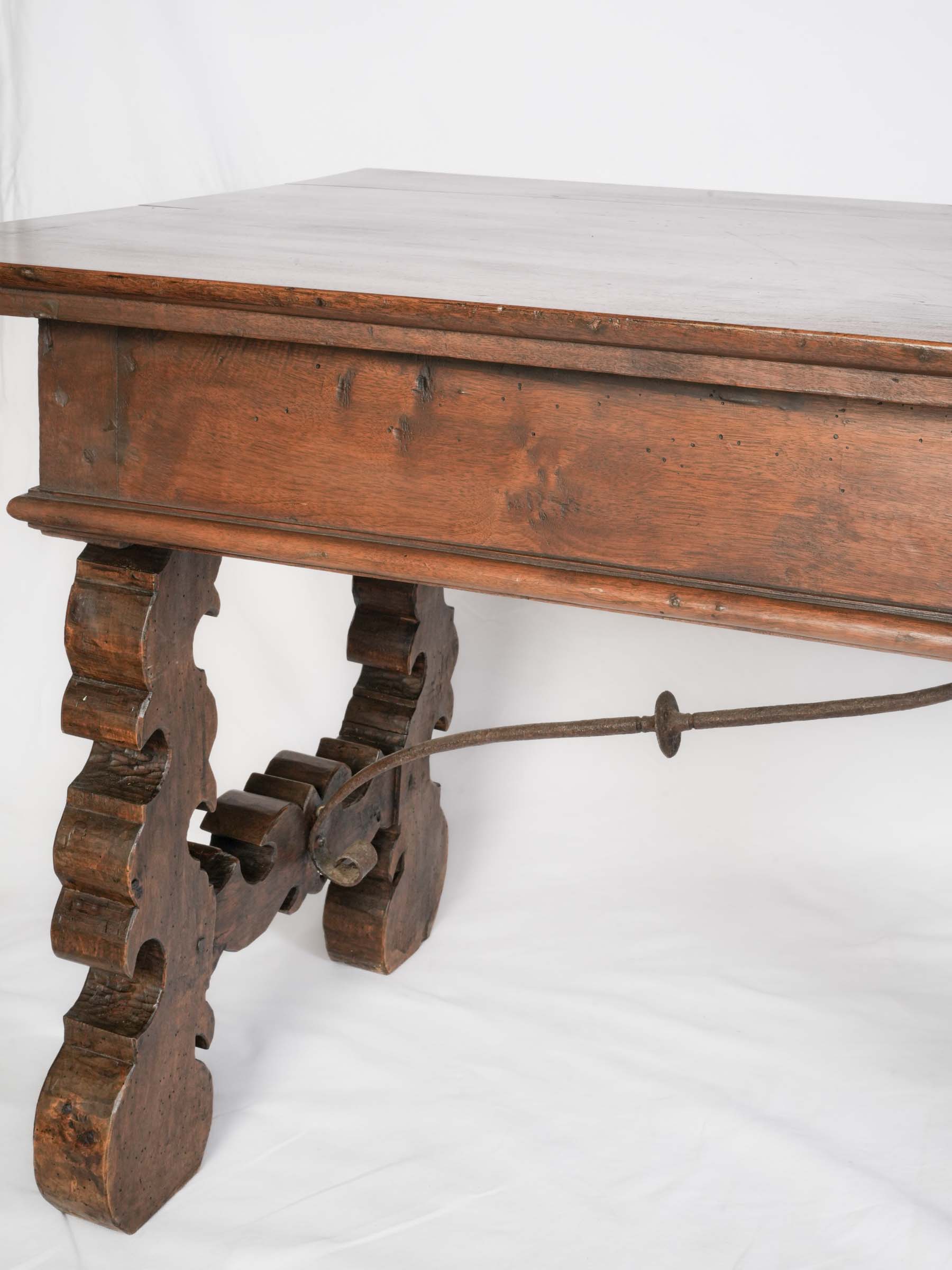 Sculptural 17th-Century Spanish Walnut Baroque Table - 58"