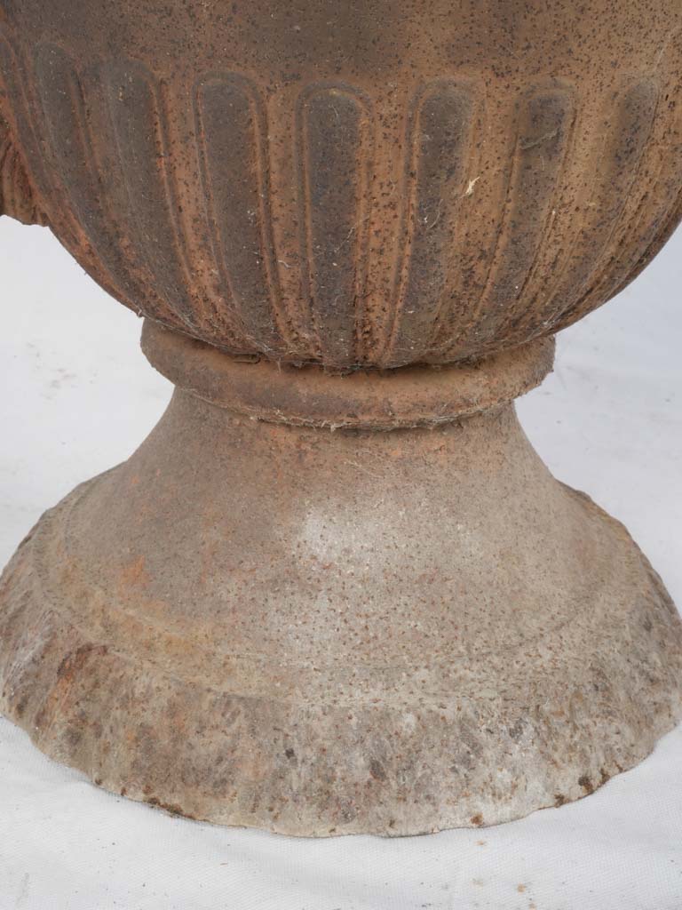 Timeless Renaissance-inspired urn