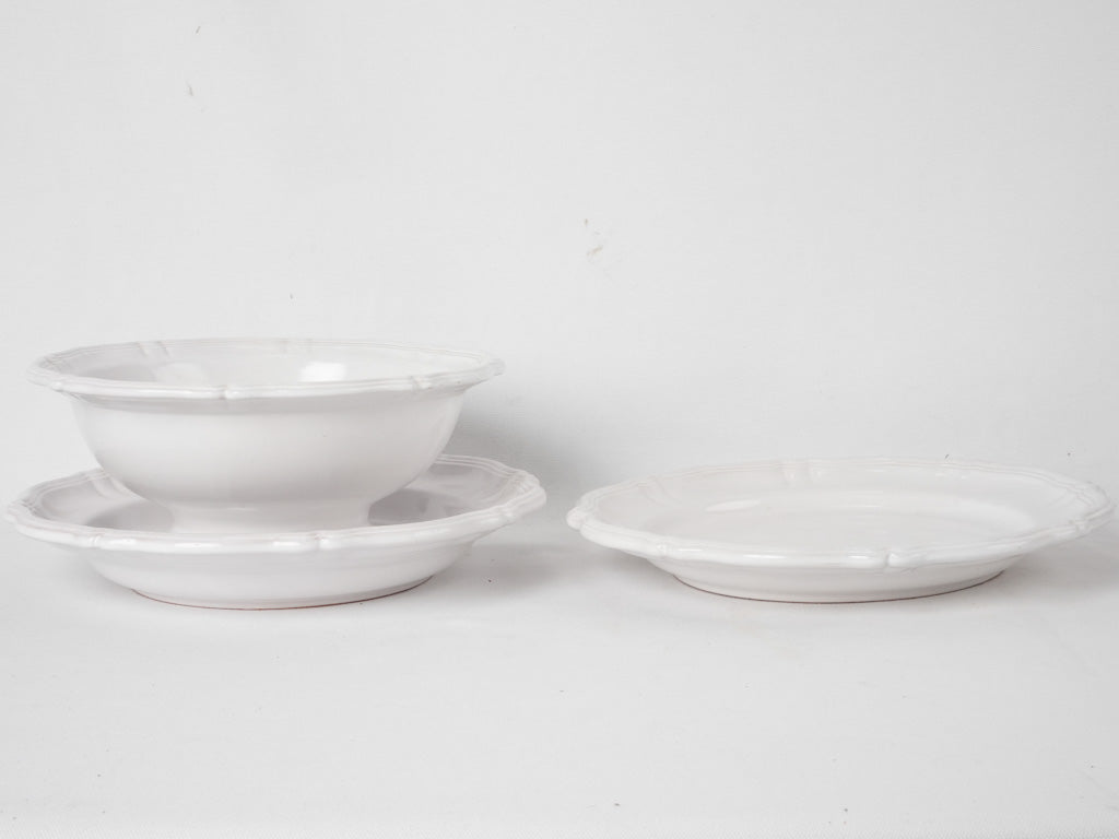 Elegant Moustier ceramic bowls, white finish