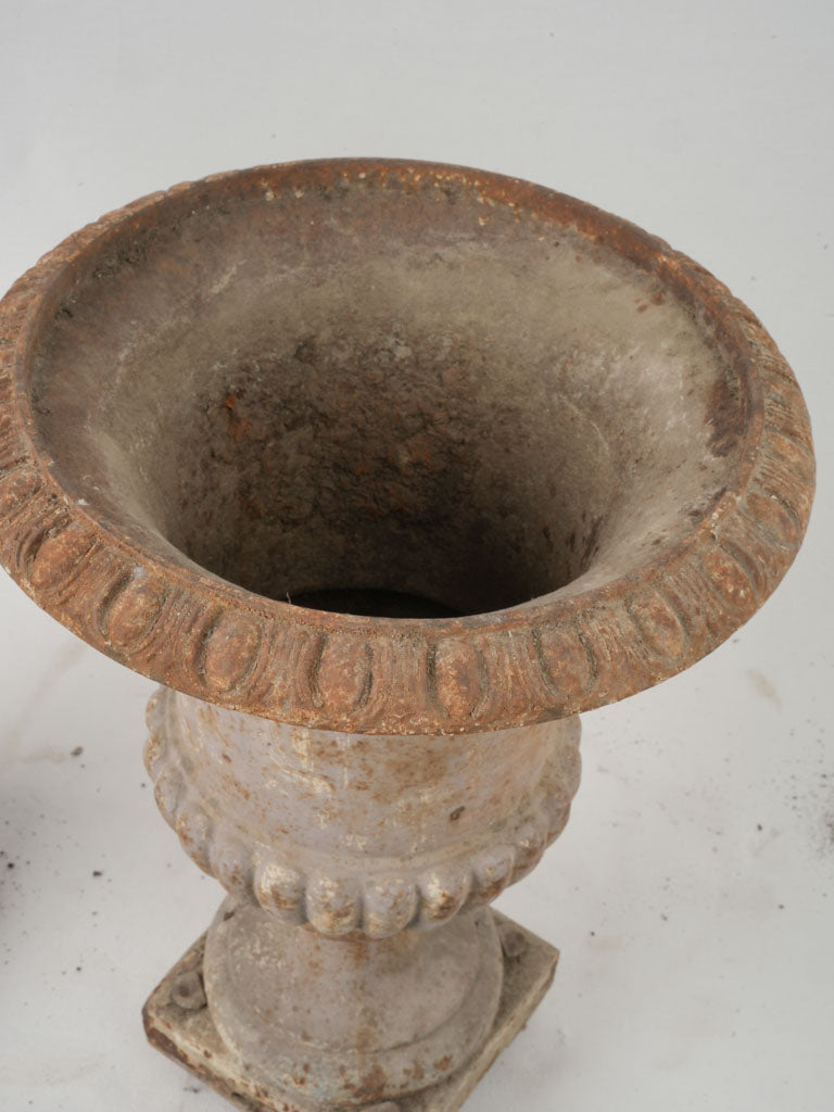 Classic silhouette French urns