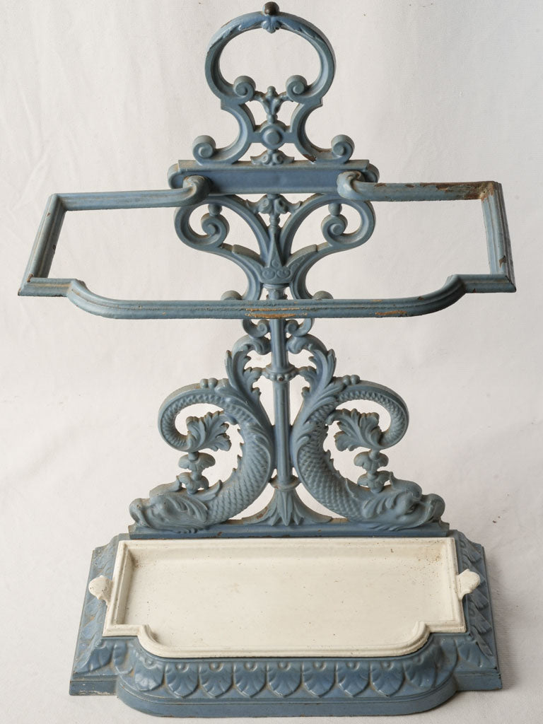 Elegant vintage cane stand