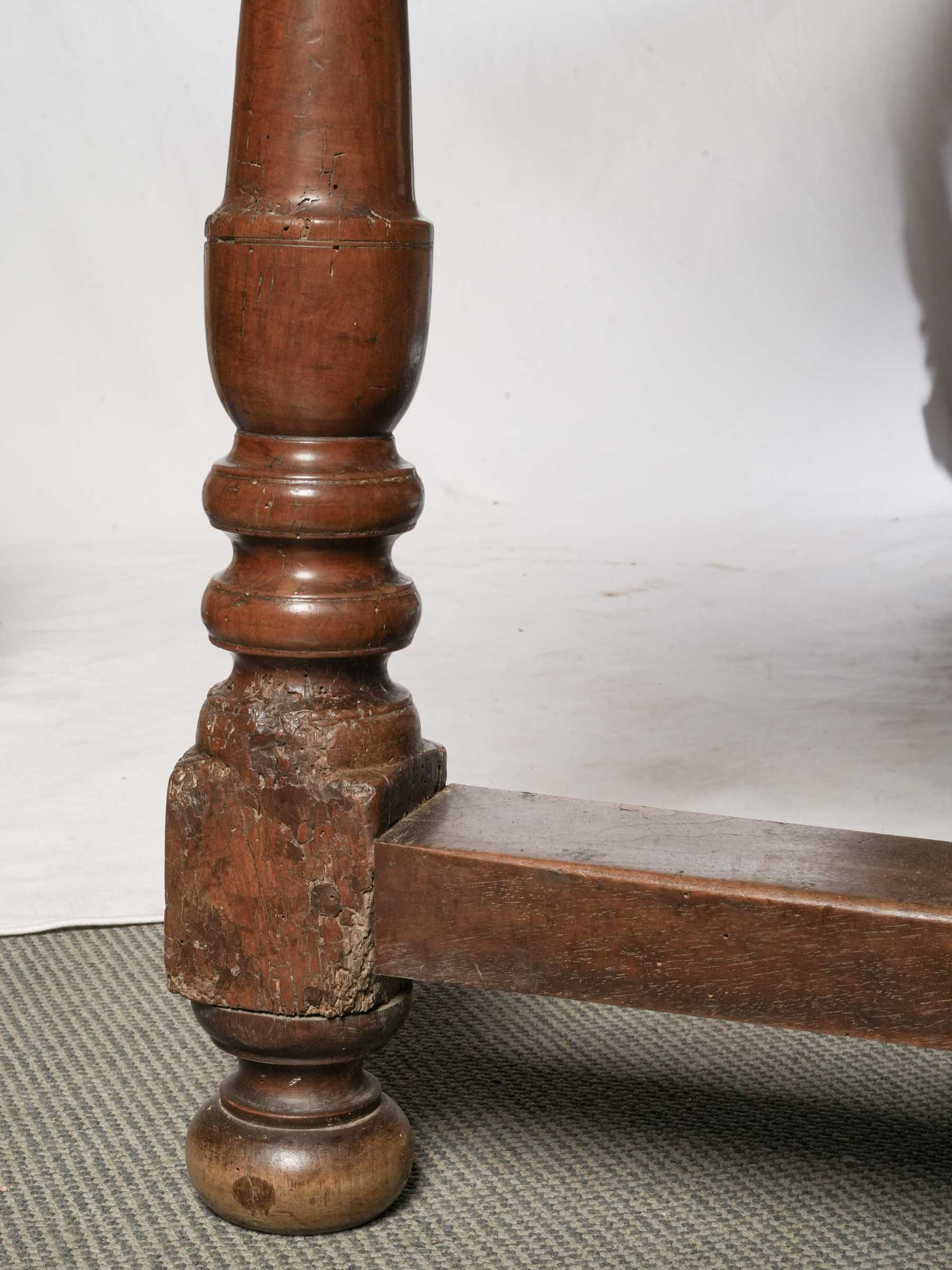 18th Century Walnut Farmhouse Dining Table - 88¼"