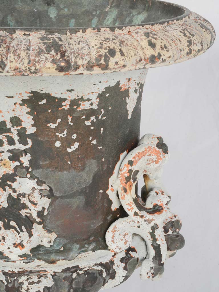 Artistic dinanderie work urns
