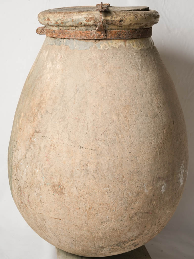 Weathered wooden-lid container