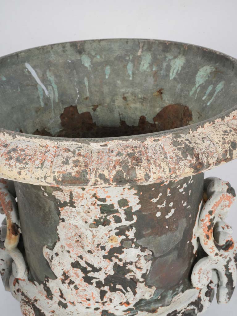 Refined decorative estate urns