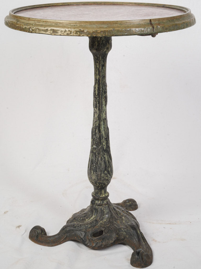 Elegant fluidity Art Nouveau furniture