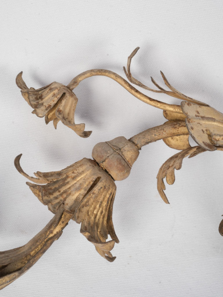 Early-19th century floral lamp