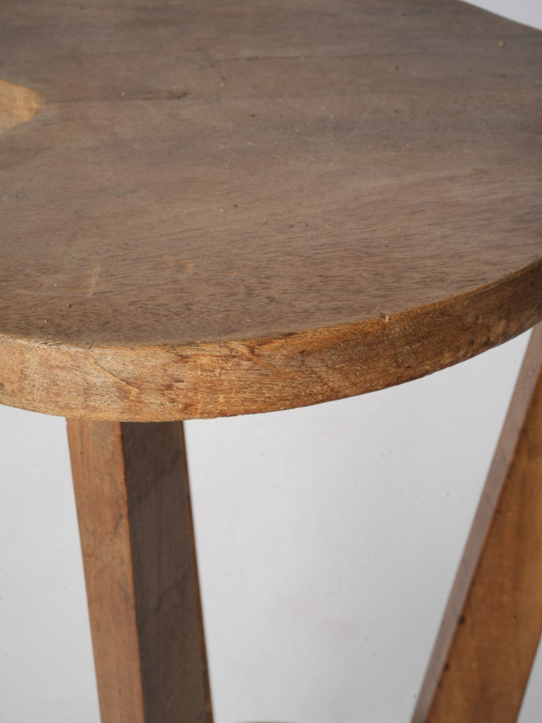 Rustic charming French art pedestal