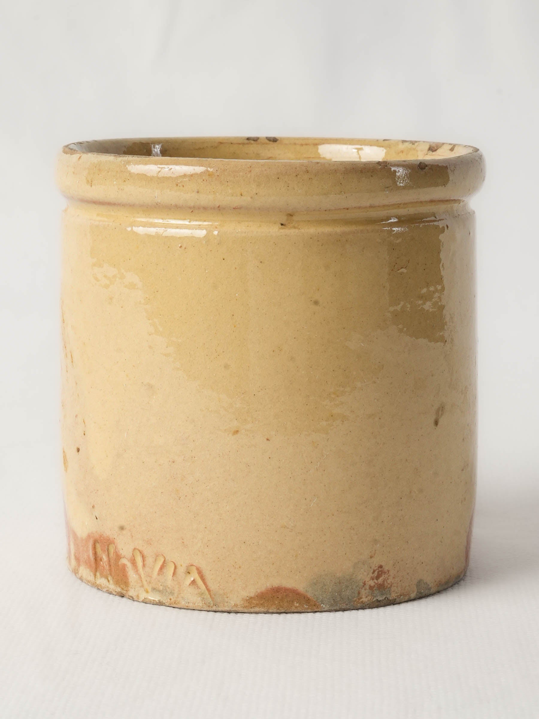Characterful French terracotta crock