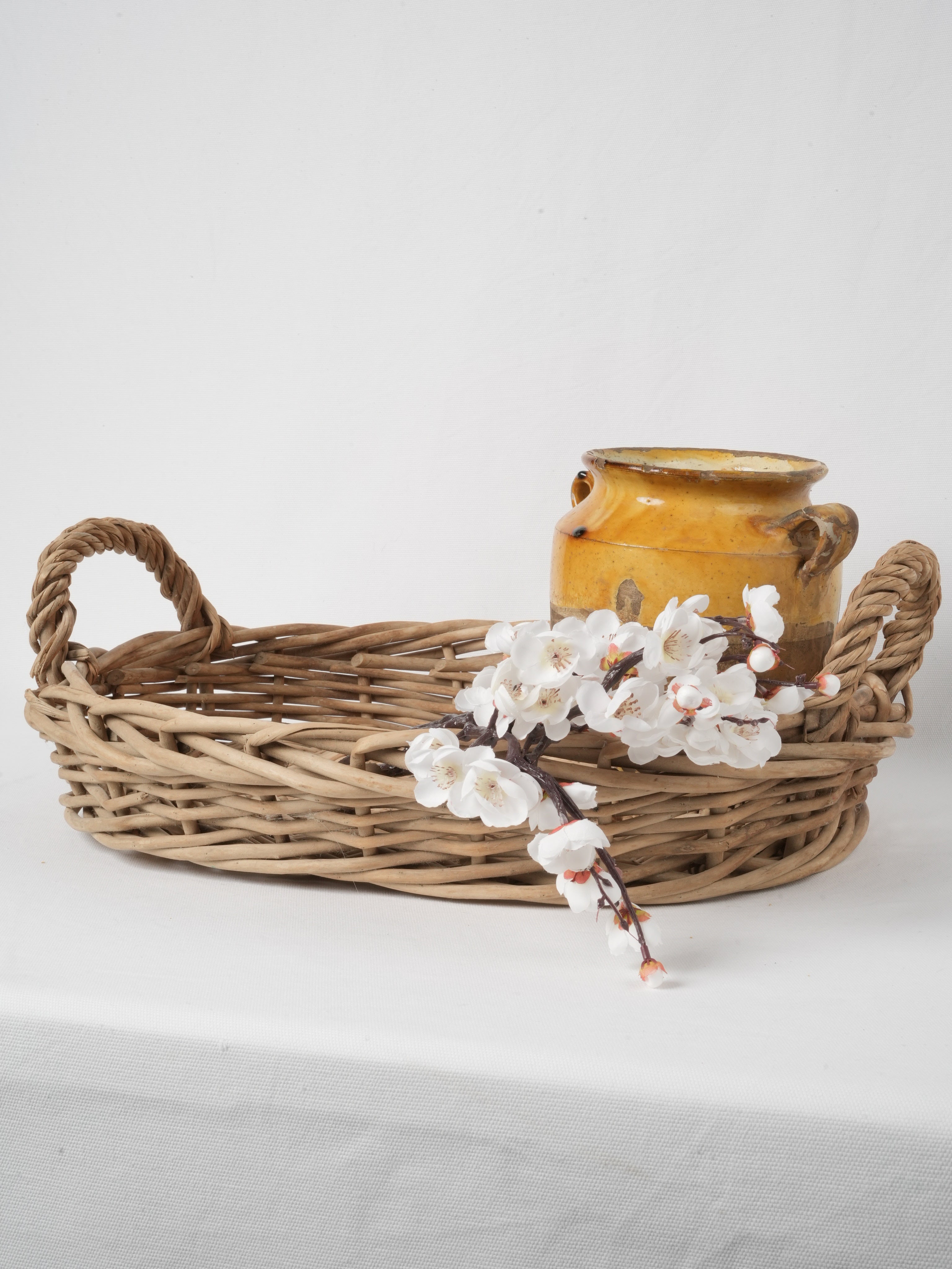 Vintage French wicker basket - oval