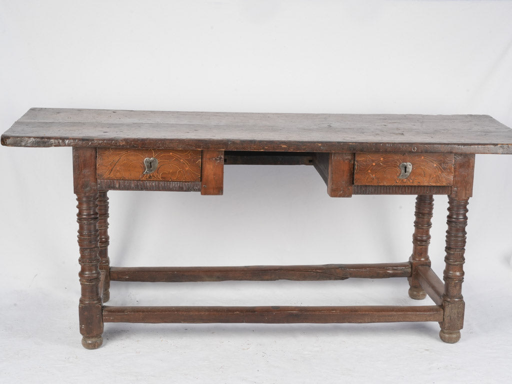 Aristocratic Spanish heritage table