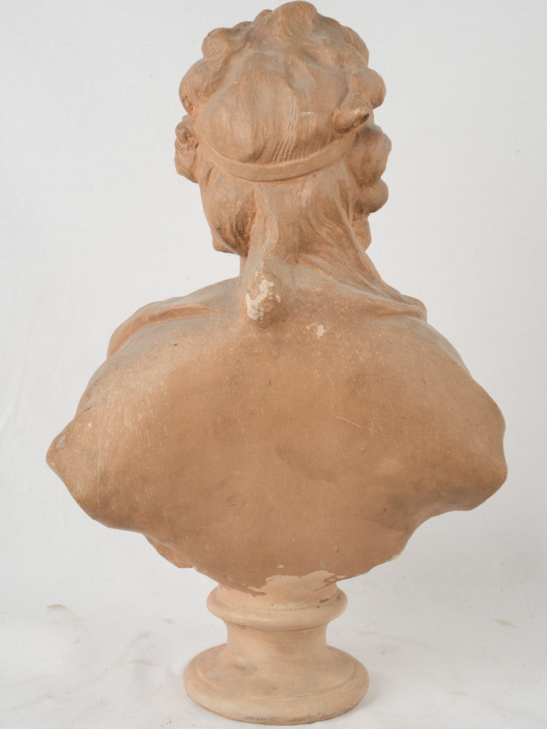 Intricate detail aristocratic art object