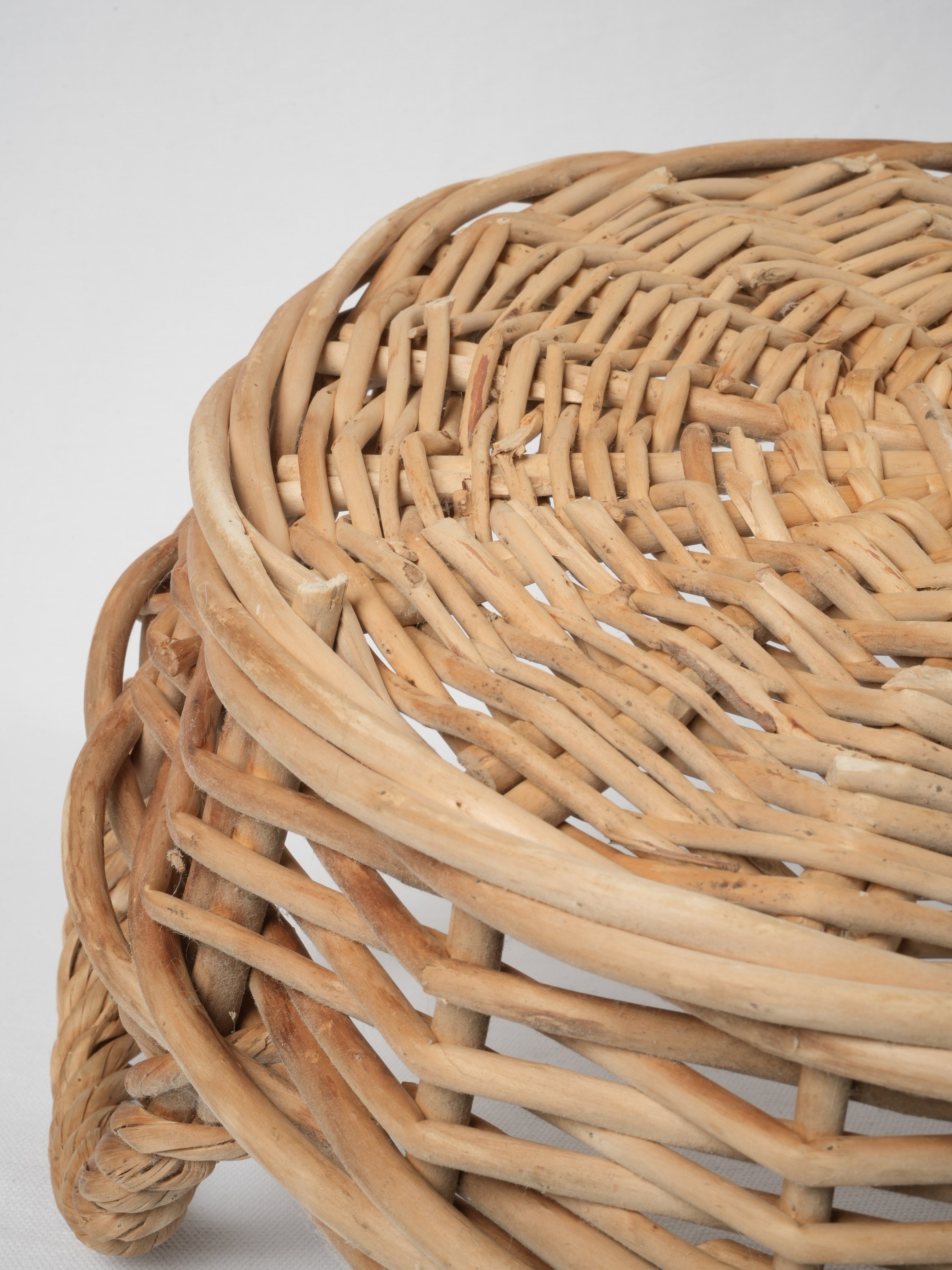 Vintage French wicker basket - oval