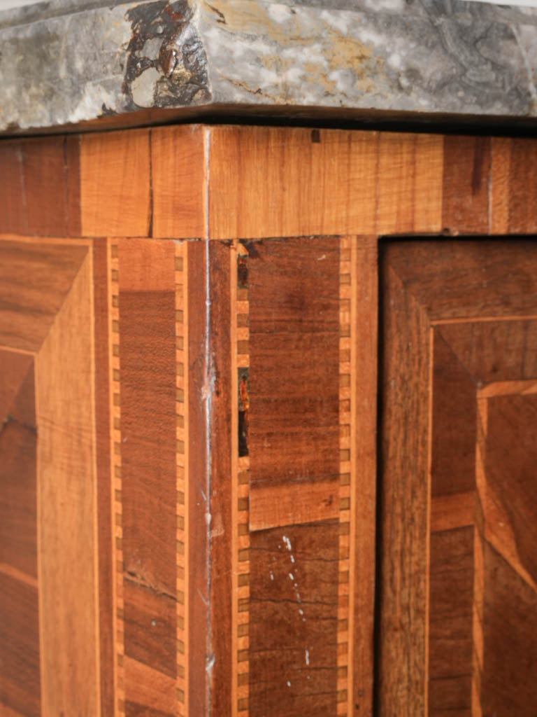 Distinctive rosette-handled commode