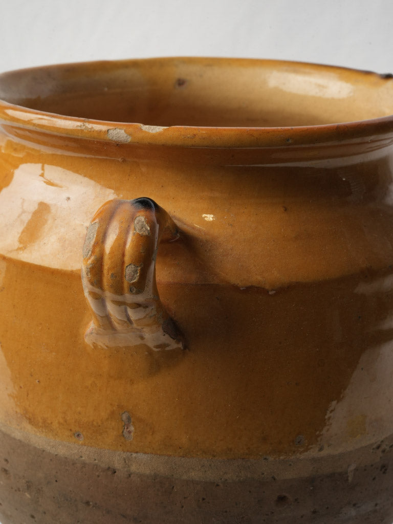 Lustrous yellow confit jar