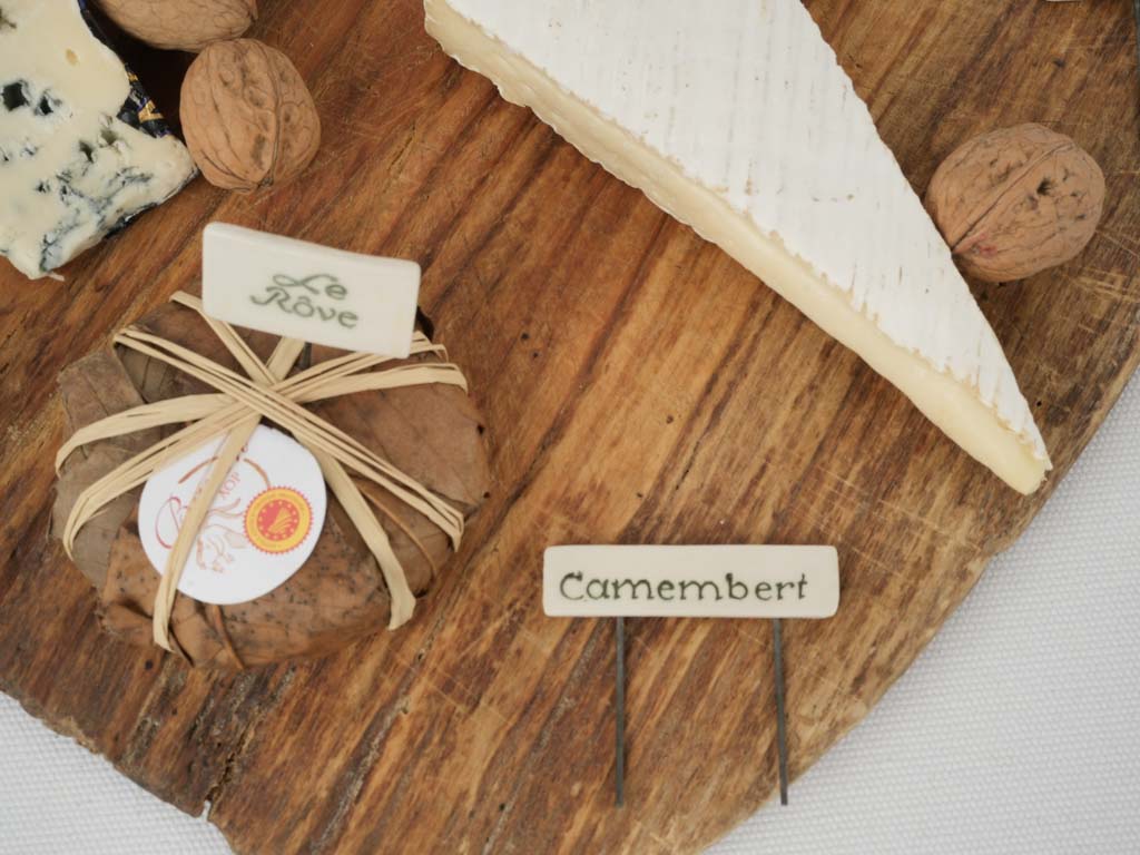 Timeless, Artisanal, Wooden Cheeseboard