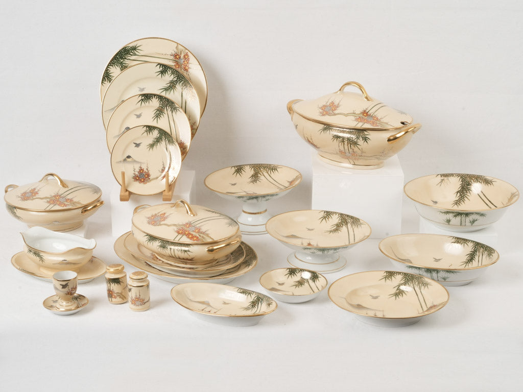 Hand-painted Mount Fuji plates set