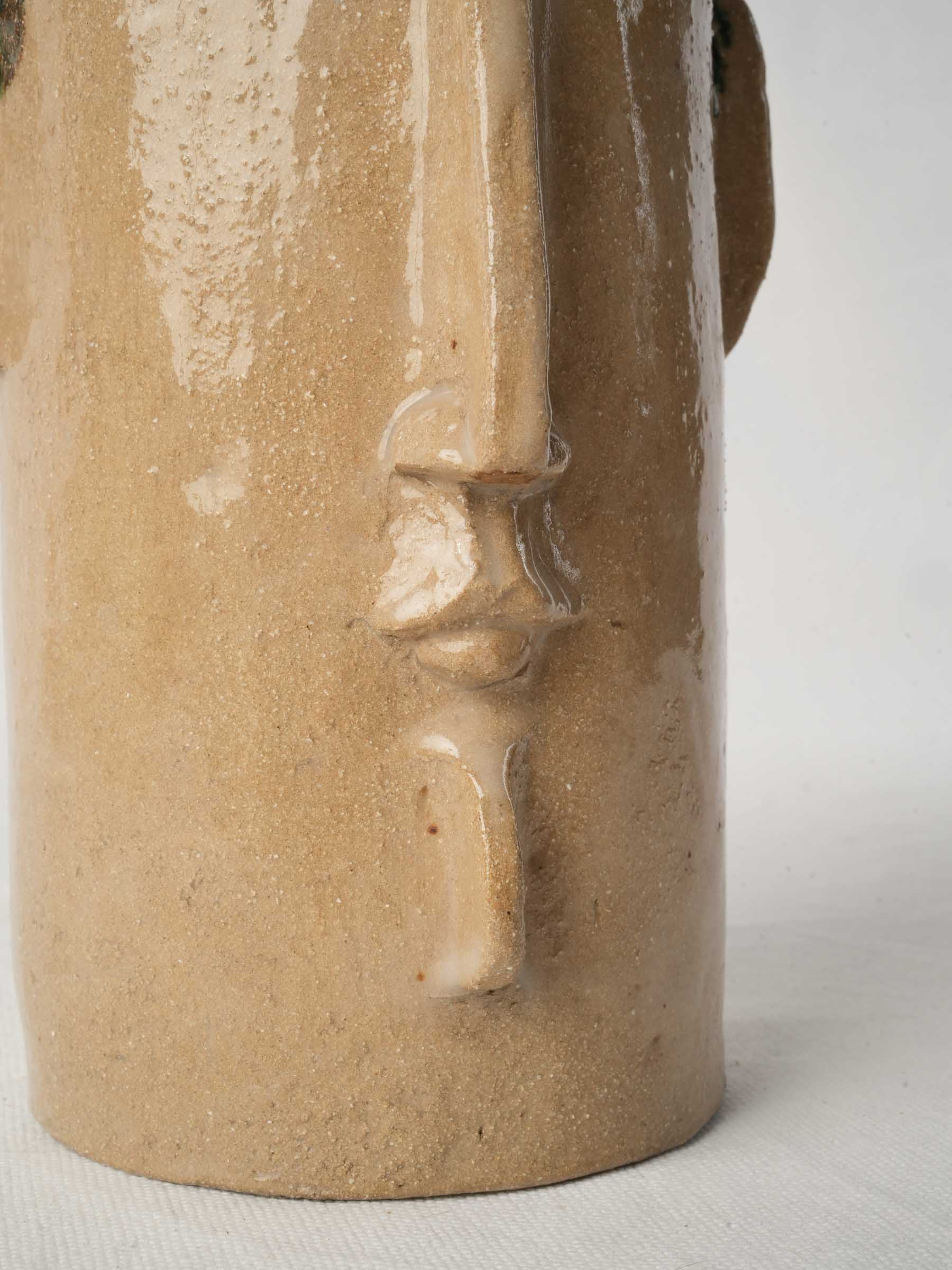Expressive ceramic vessel sculpture