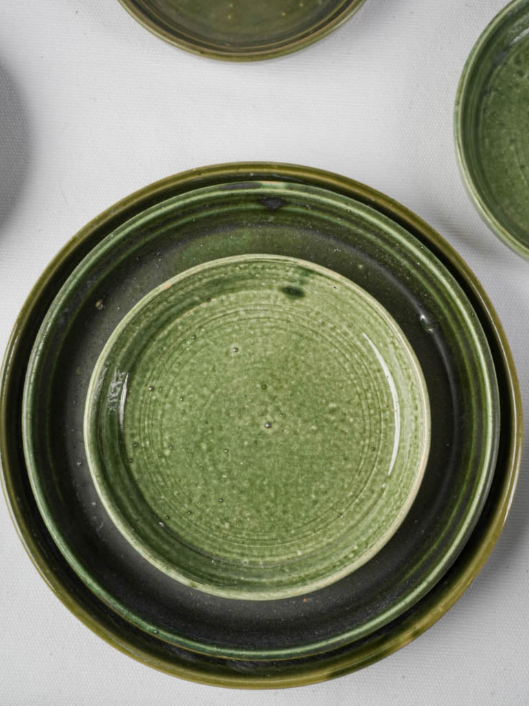 Traditional Cliousclat French pottery