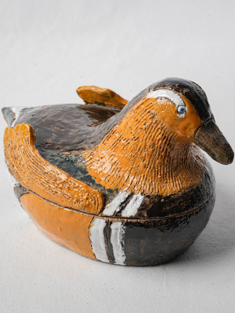 Decorative oven-to-table duck