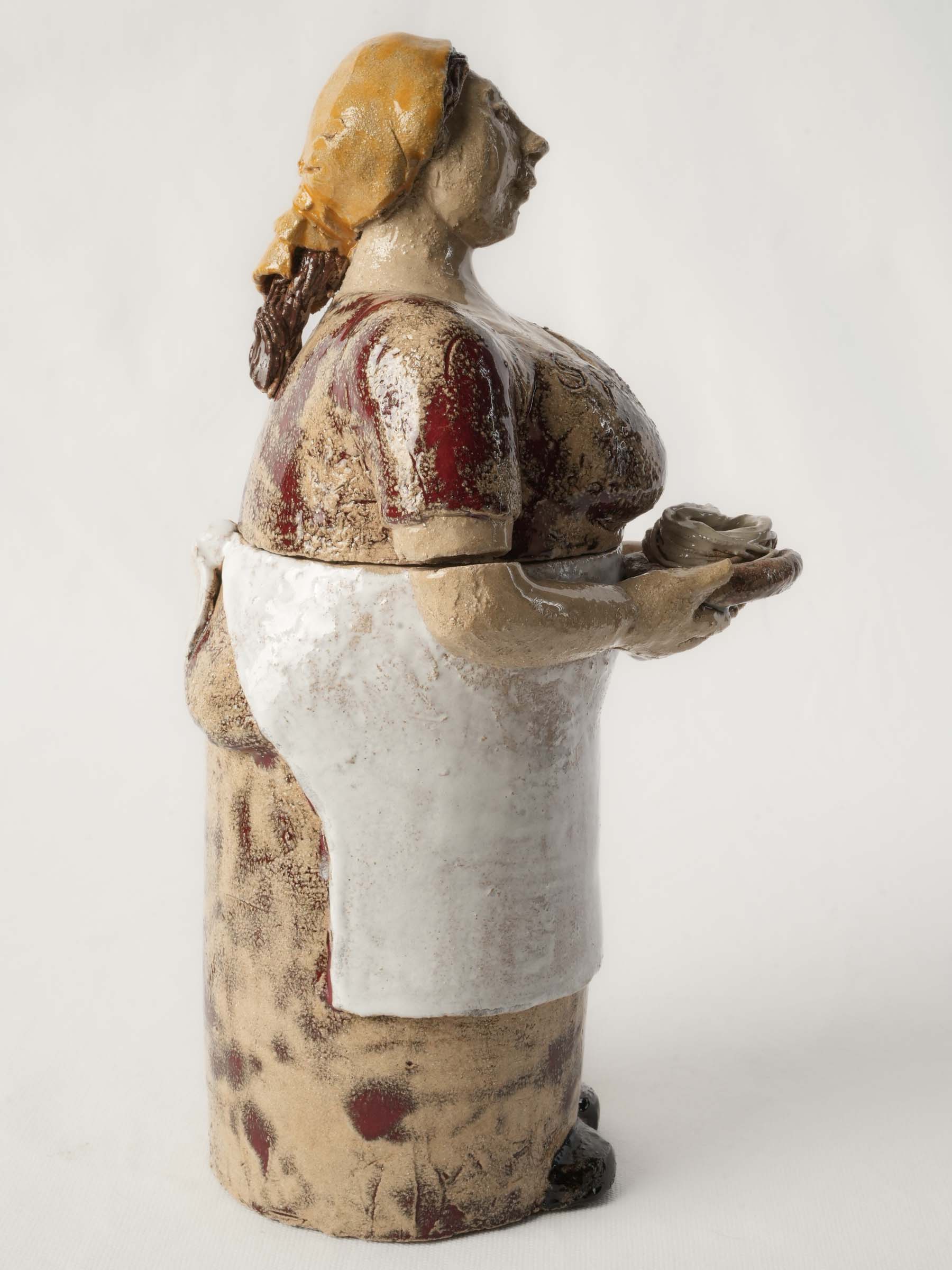 Expressive ceramic piece by Armanville