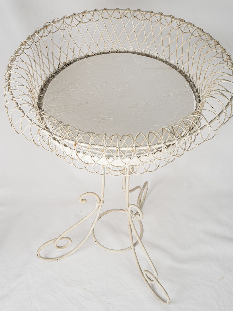 Delicate floral display holder