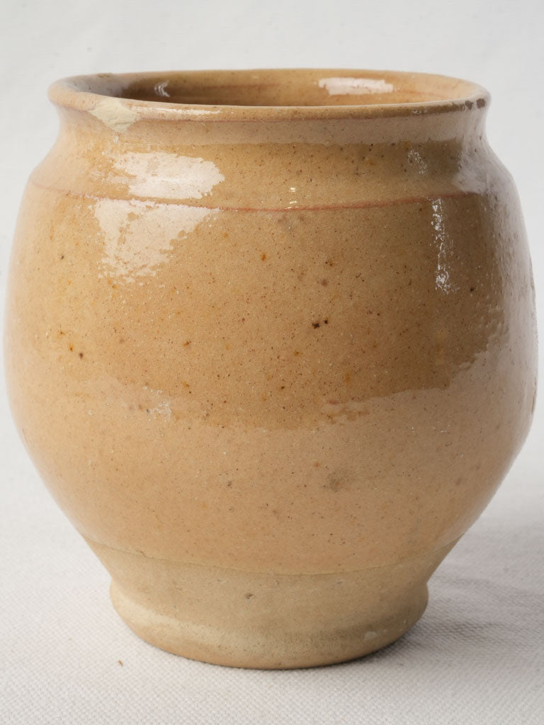 Retro red clay brush holder