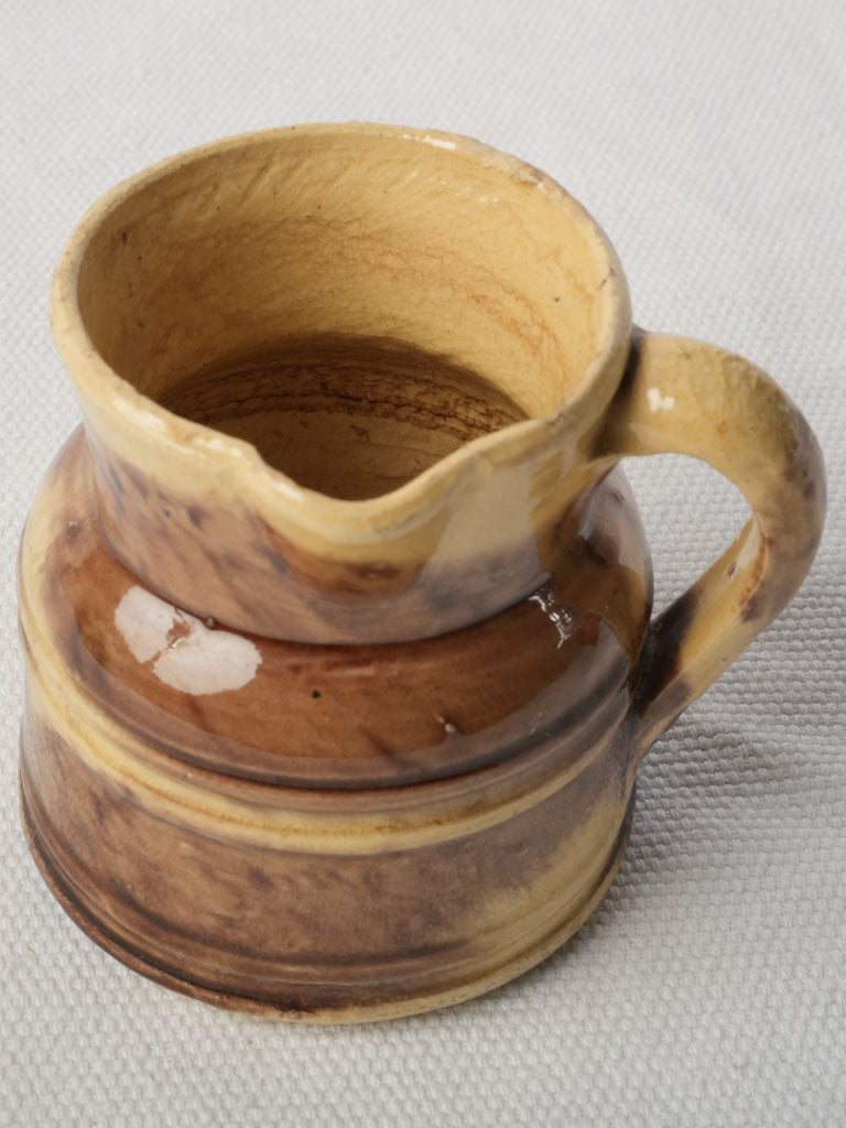 Unique glazed ceramic milk pourer