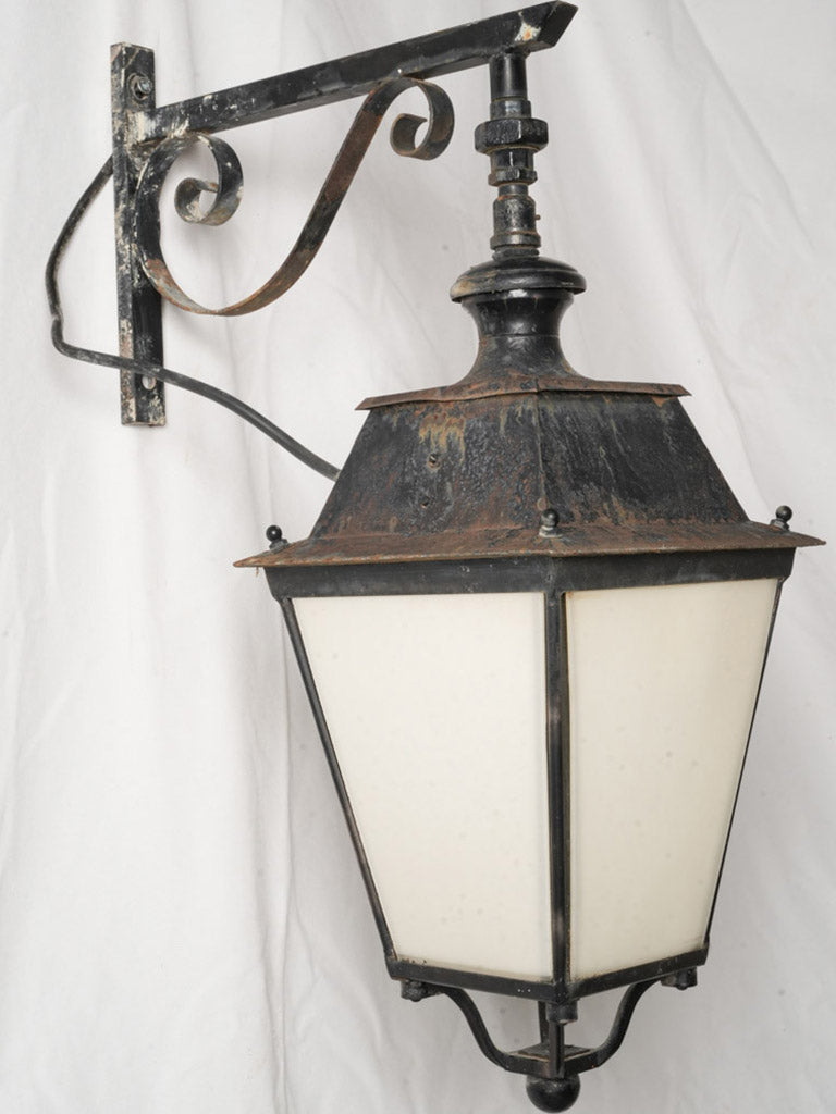Classic iron wall-mounted sconce