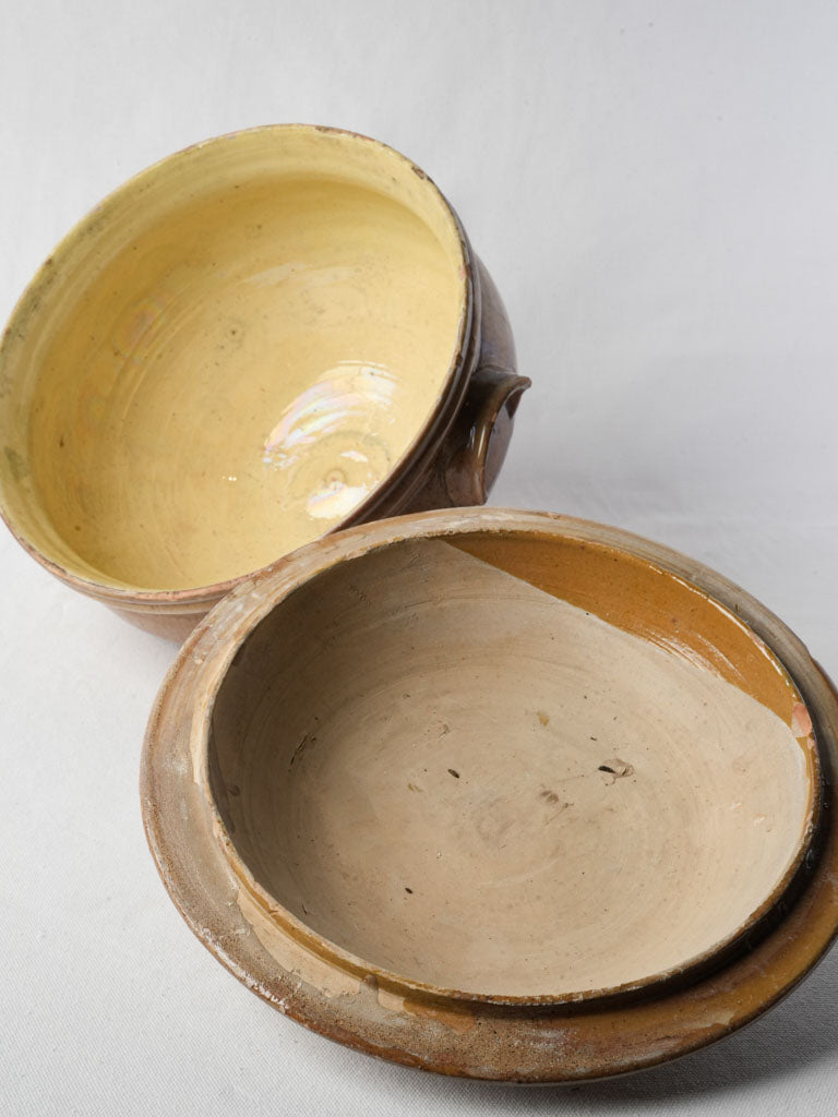 Textured vintage speckled tureen