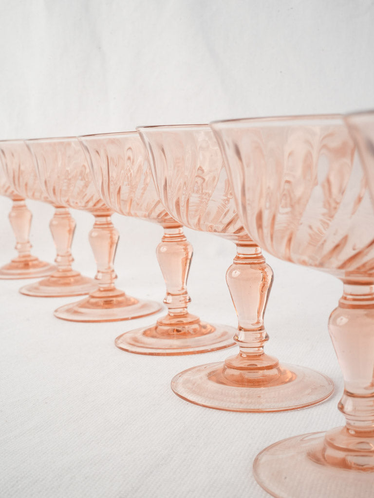Elegant polished-rim cocktail coupes