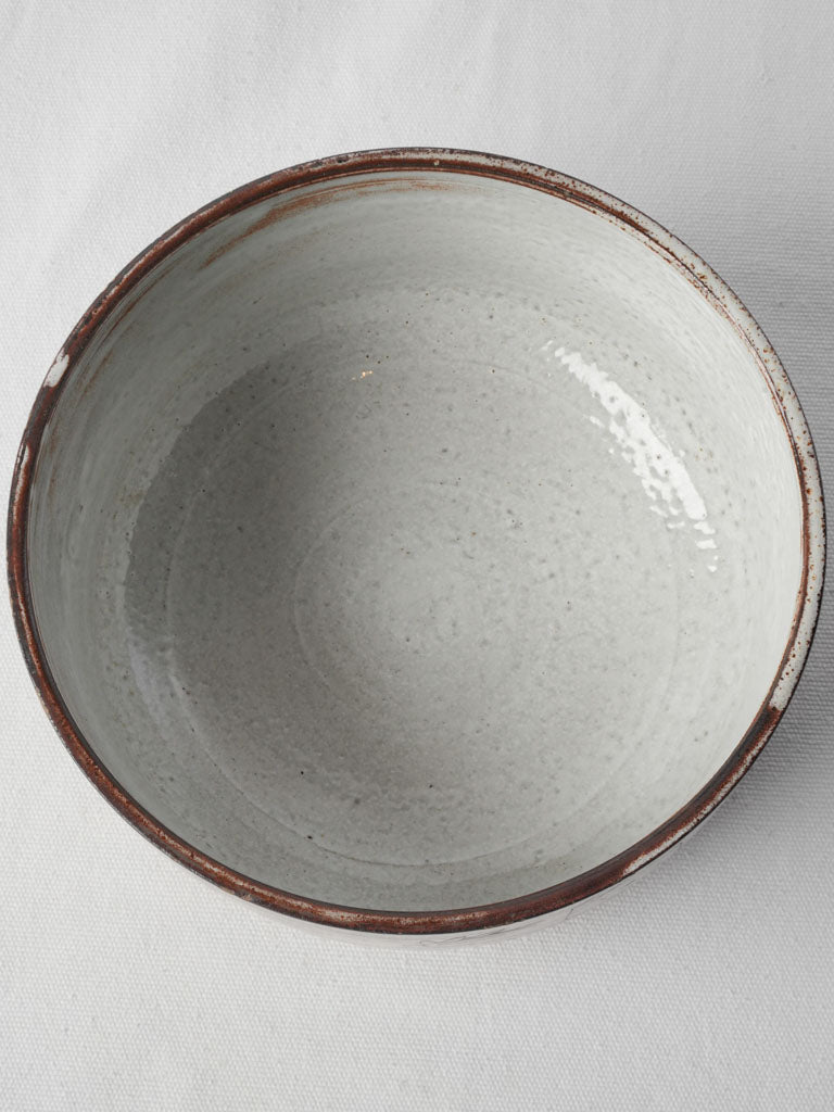 Polished finish decorative tableware