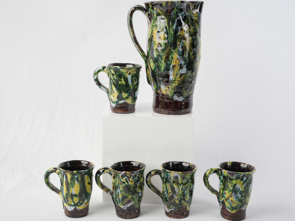 Collectible southern France drinkware set