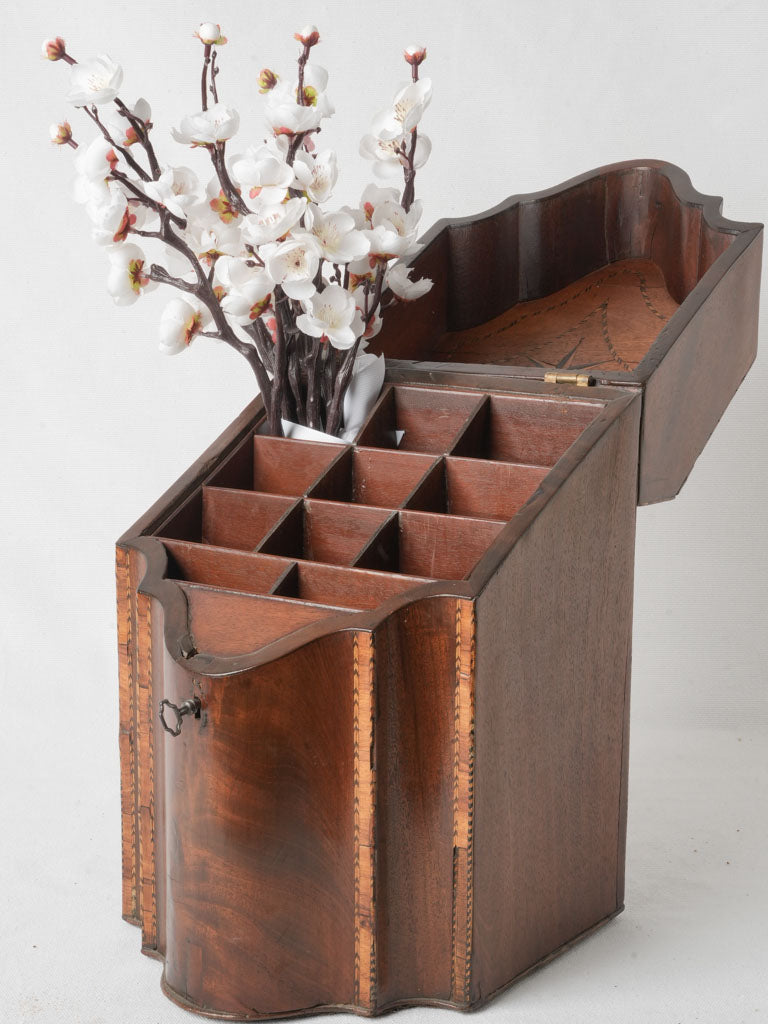 Elegant serpentine-front storage box