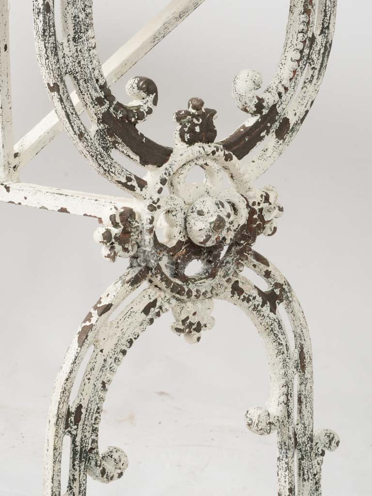 Sturdy antique late 19th-century patio table