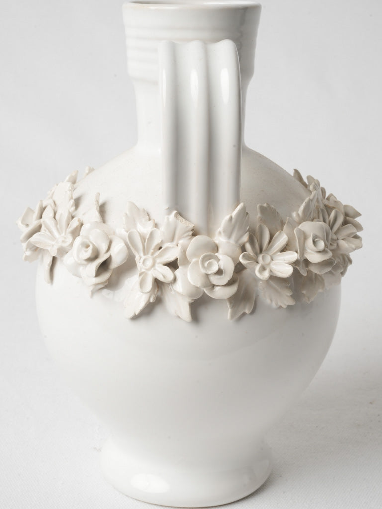 Charming floral motif vase