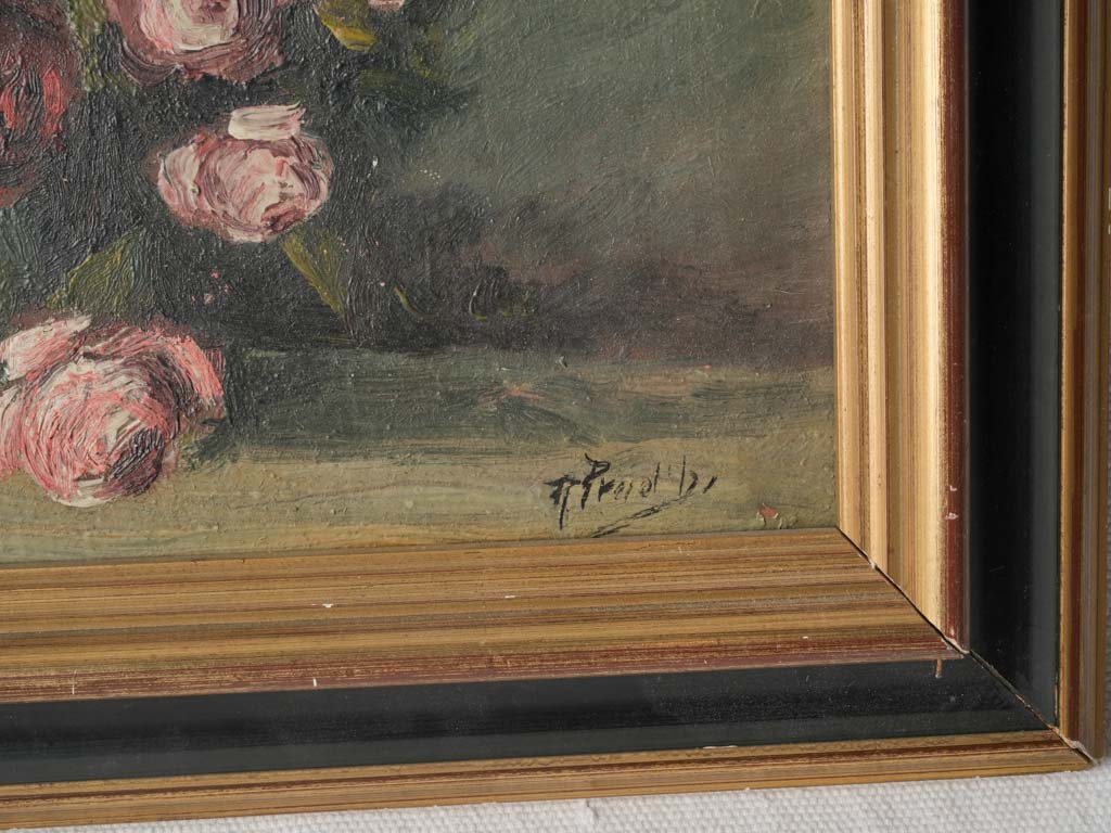 Timeless refined floral still-life