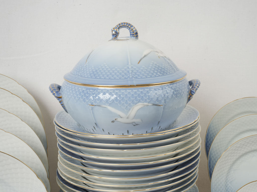 Classic Bing & Grøndahl serveware