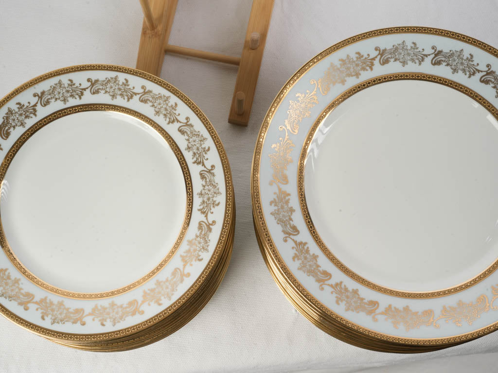 Sophisticated 1930s porcelain dinnerware
