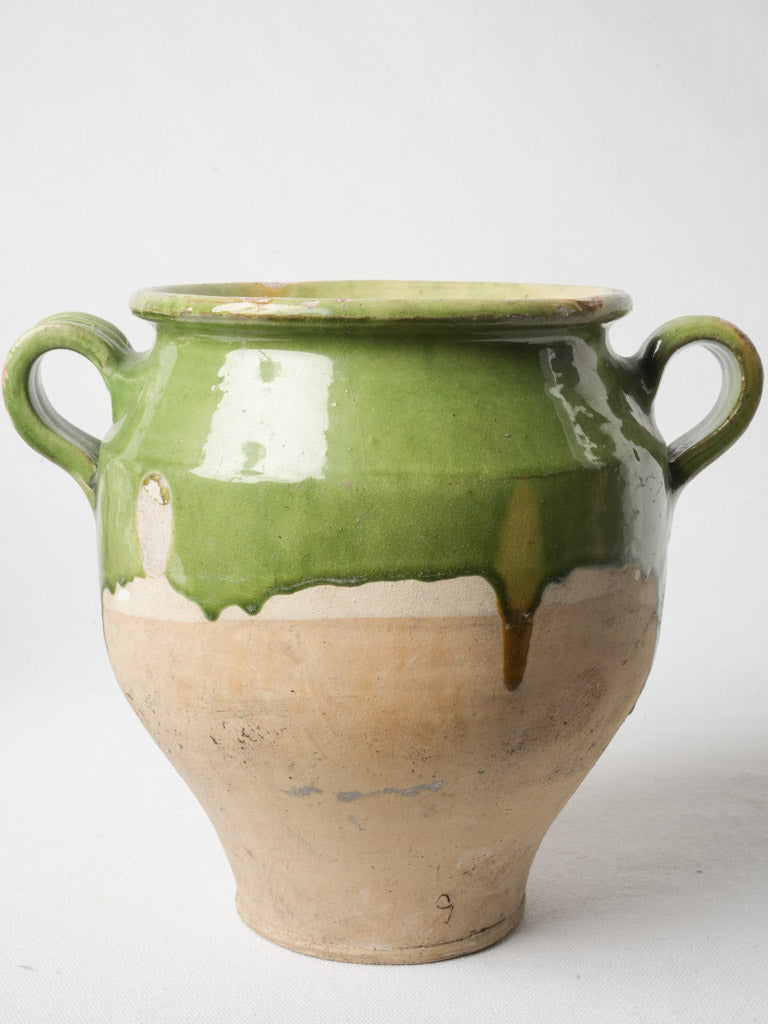 Classic half-glazed French jar