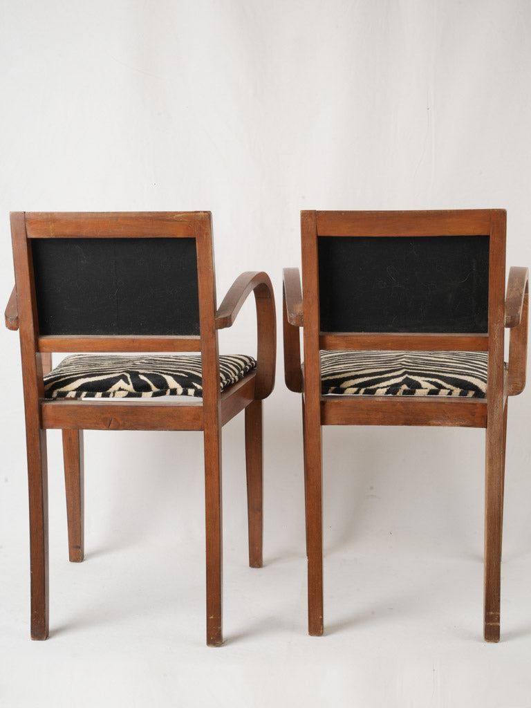 Timeless tapered legs armchairs