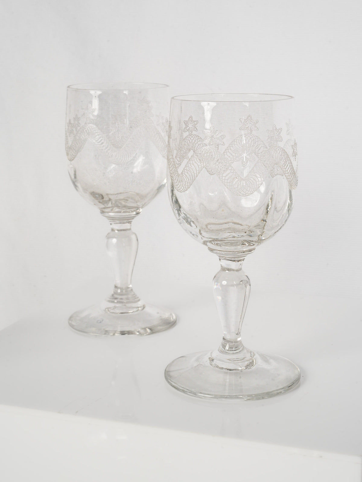 Elegant decorative stemware collection