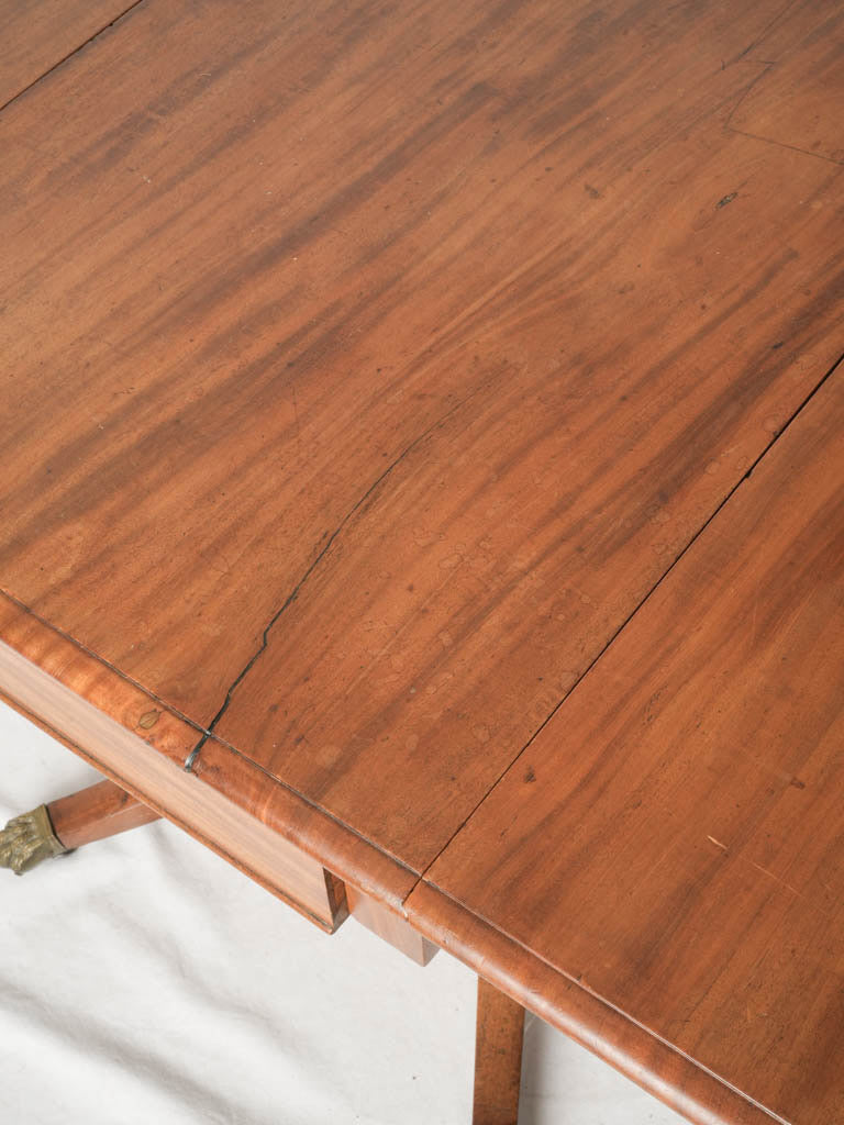 Intimate scale sofa table