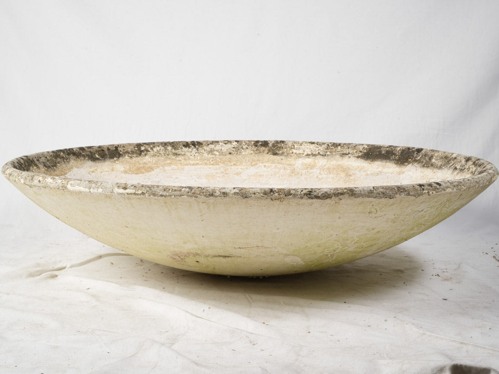 Durable weather-resistant jardinière