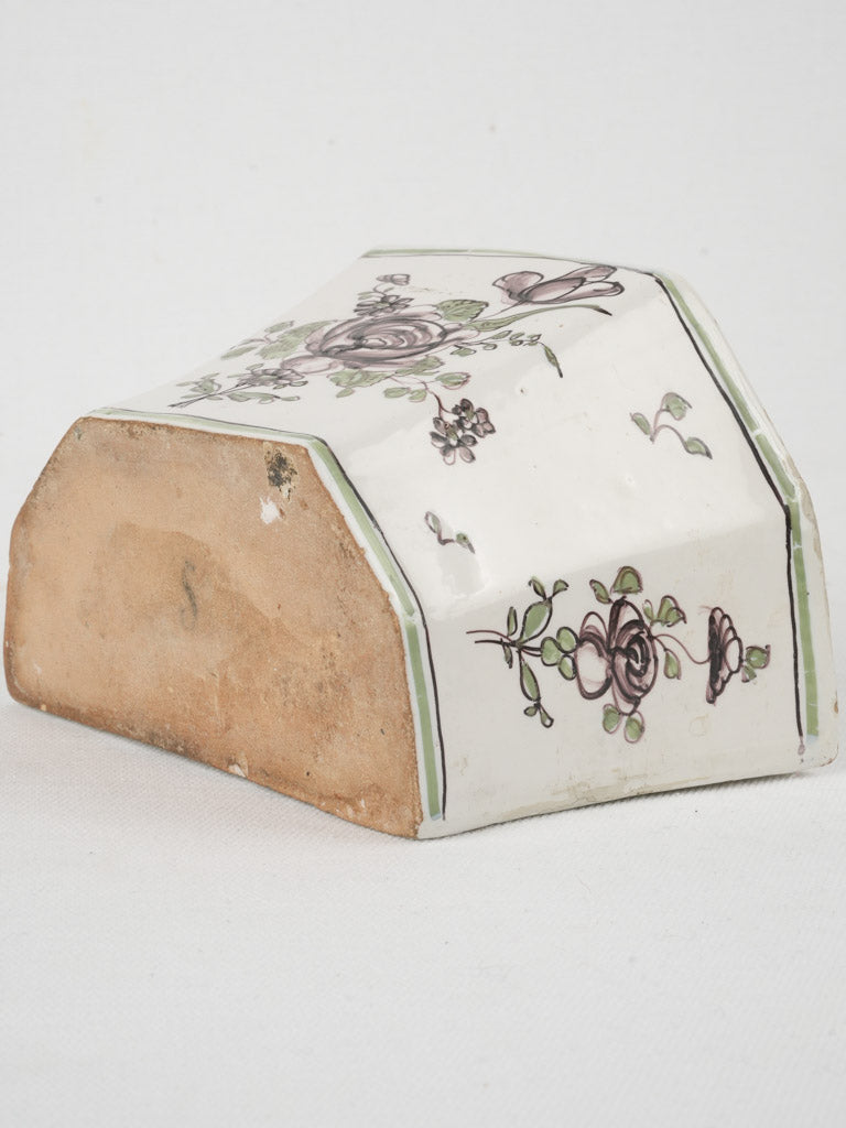 Graceful 18th-century peony bouquet vase