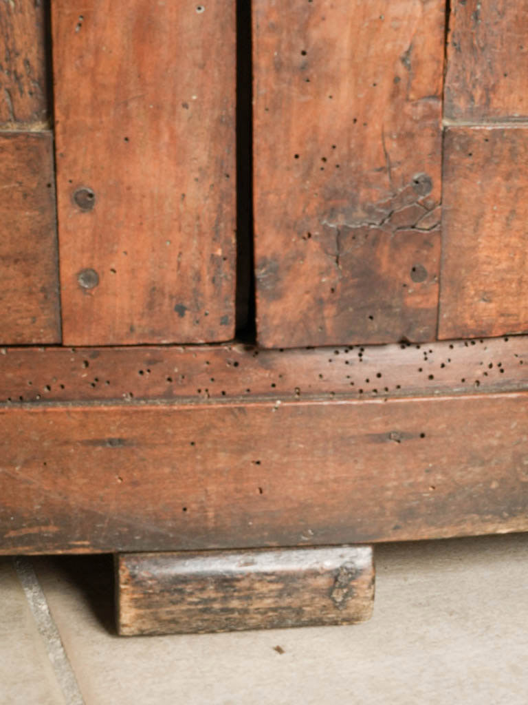 Classic matte finish cupboard