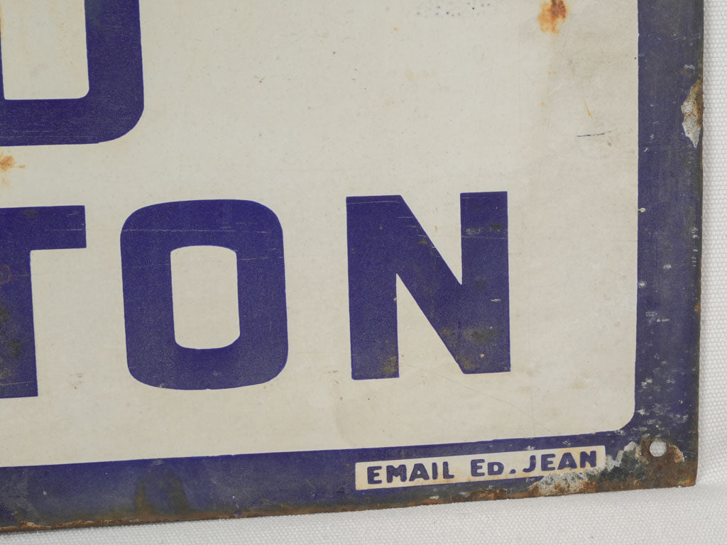 Authentic Parisian subway direction sign